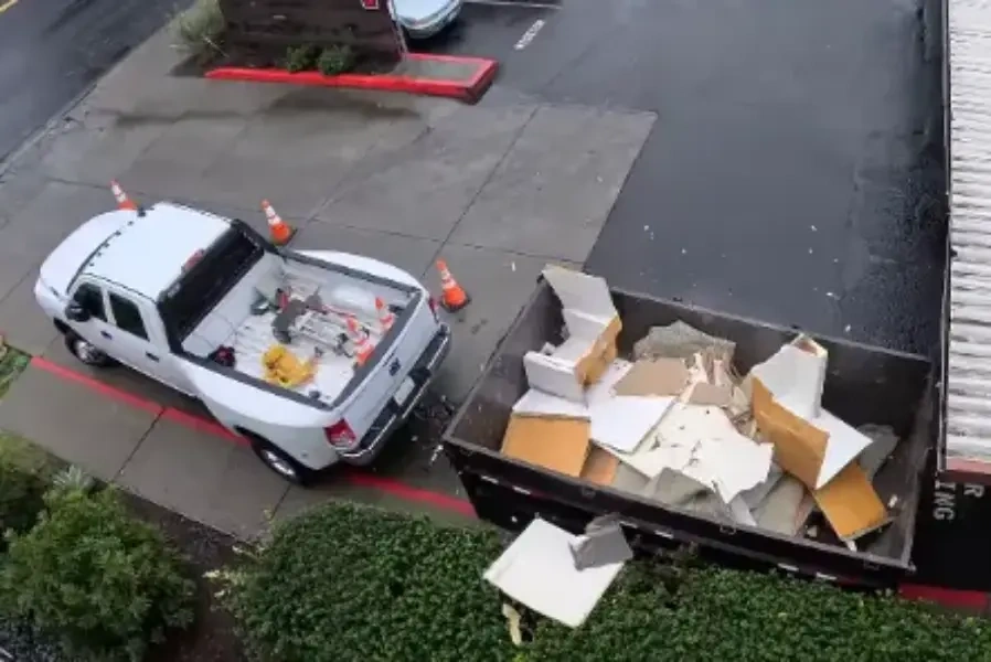 30-yard dumpster rental fresno for home renovation