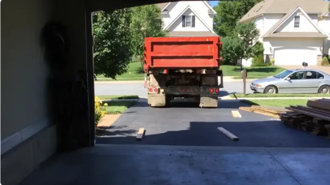 Same-day dumpster rental Fresno driveway delivery